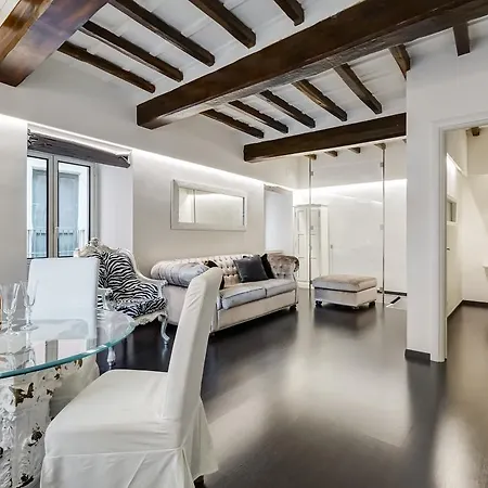 Colonna Luxury - Pantheon