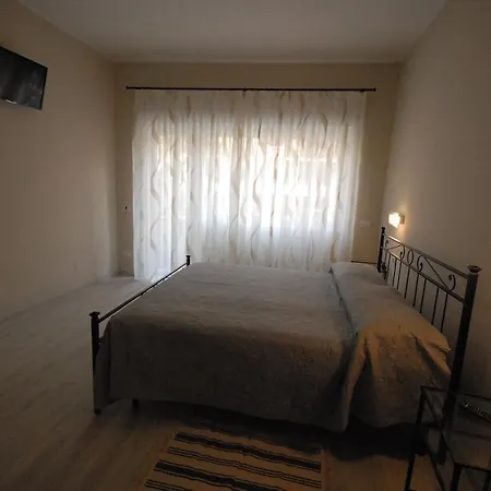 Rhome Moricca 5 Rome