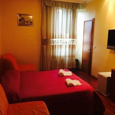 Zhihua Roma