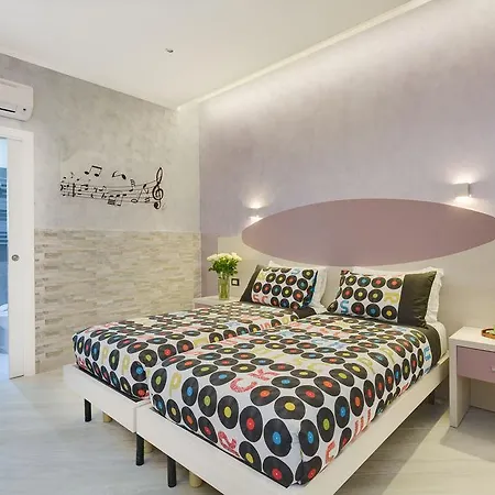 Hotel First Suites Rome