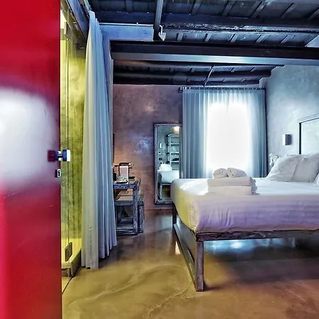 Hotel Mama's 2*