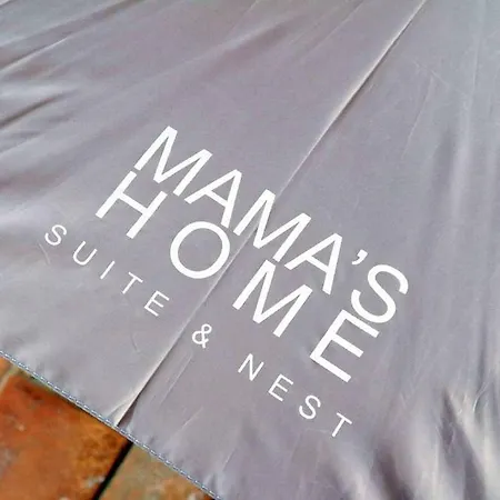 Mama's