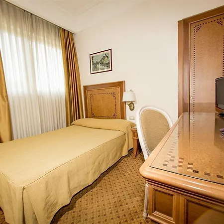 Hotel Sunrise 4*