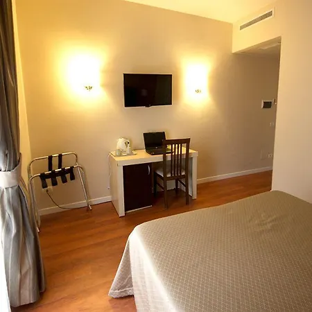 Hotel Saturnia Rome