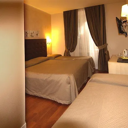 Hotel Saturnia 2*