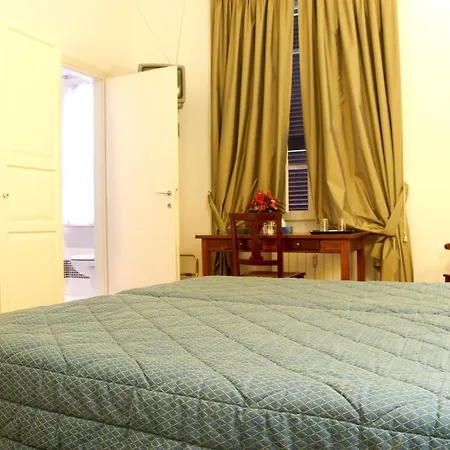 Domus Mazzini Bed & Breakfast 2*