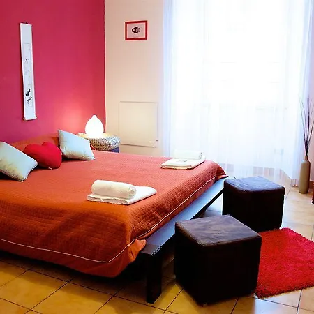 Guest house Meltin' 2*