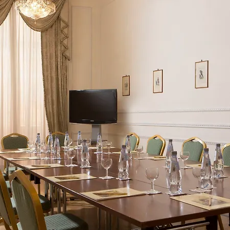 Ξενοδοχείο Quirinale 4*