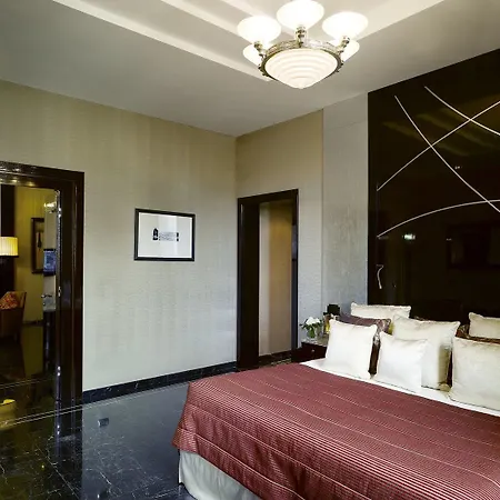 Hotel Baglioni Regina - The Leading Of The World