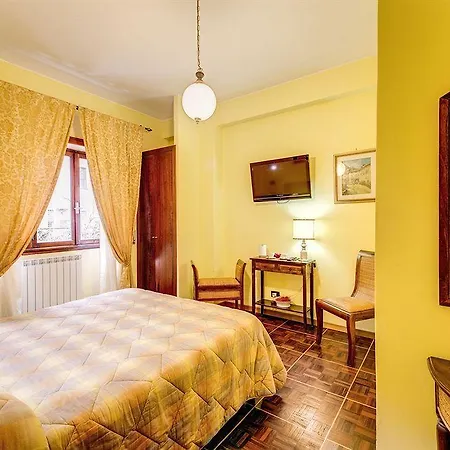 Bed & Breakfast Domus Cornelia 2*