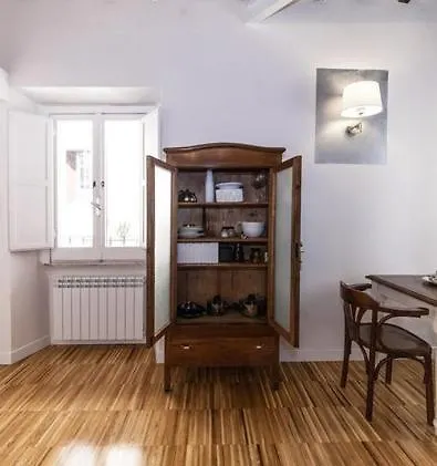 Urbana 33 3*