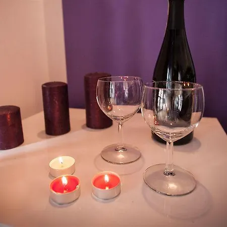 Casa de hóspedes Chroma Italy - Chroma Octho 3*