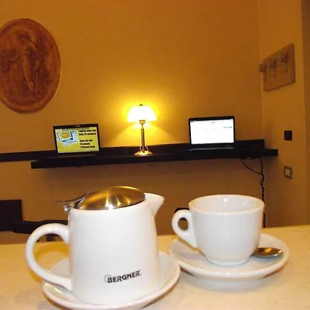 Hotel Elide