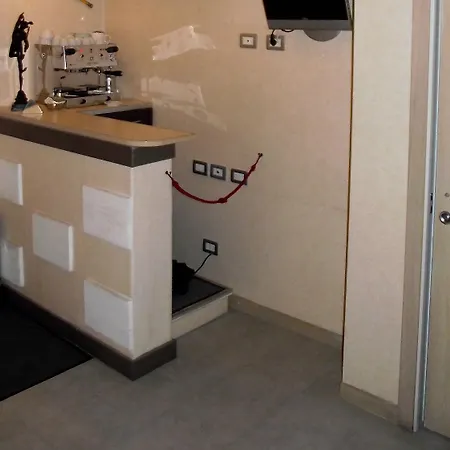 Hotel Elide
