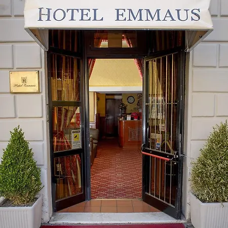Hotel Emmaus Rome