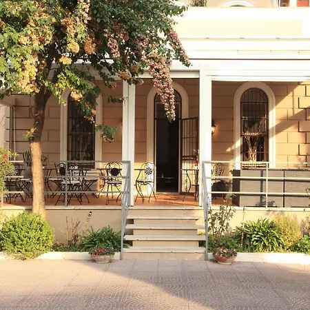 Pirandello Hotel 3*