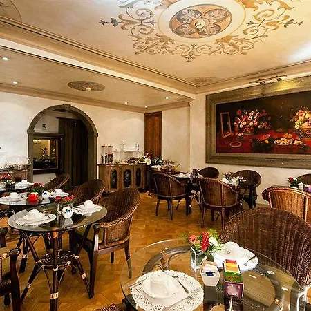 Aventino 3*