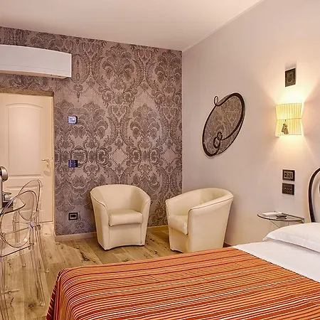 Luxury Ripetta 2 2* Rome