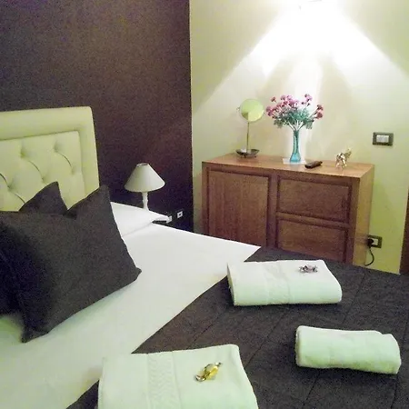 Aida Charming Bed & Breakfast 2*