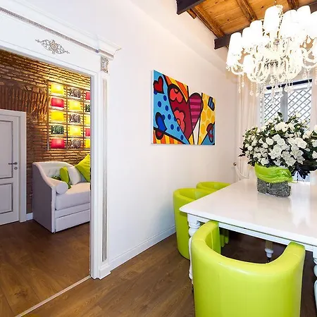 Domus Spagna Capo Le Case Bed & Breakfast Roma