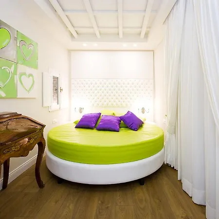 Domus Spagna Capo Le Case Bed & Breakfast Roma