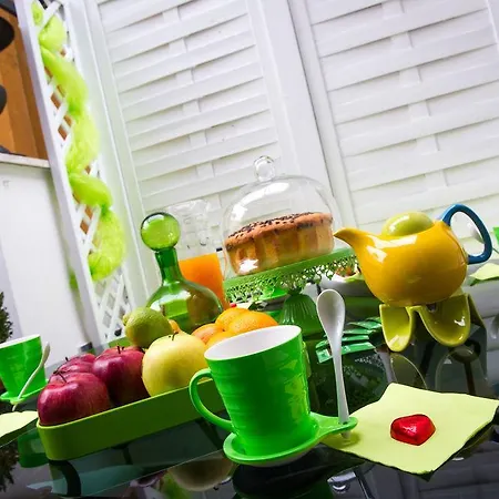 Domus Spagna Capo Le Case Bed & Breakfast 3*