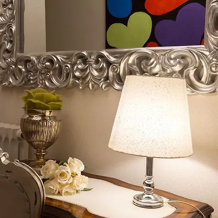 Domus Spagna Capo Le Case Bed & Breakfast Roma