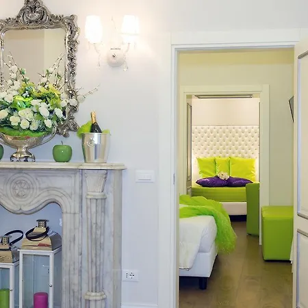 Domus Spagna Capo Le Case Bed & Breakfast Roma
