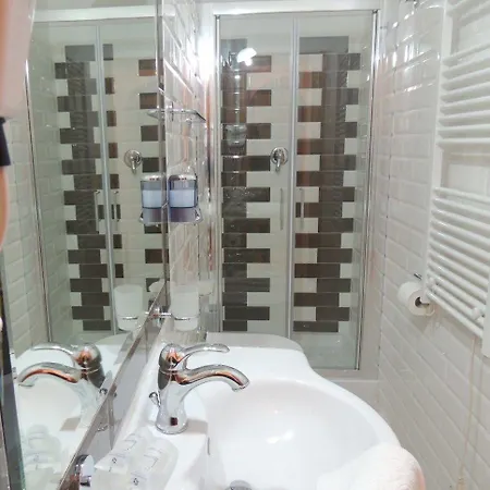 Morelli Bed & Breakfast Rome
