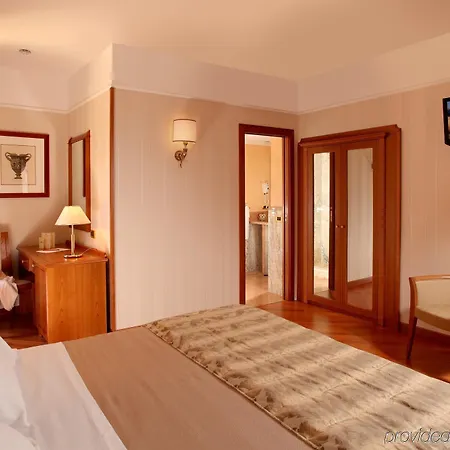Ottocento 4* Roma
