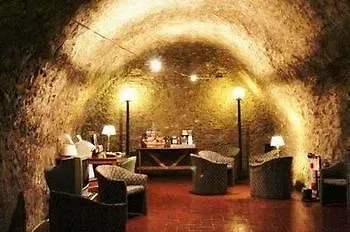 Teatro Di Pompeo Hotel Rome