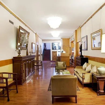 Marignoli Apartment