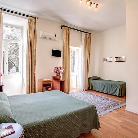 Aquarium Hotel