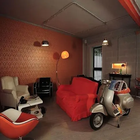 Orange Hotel 4*
