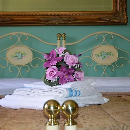 Walls Bed & Breakfast 3*