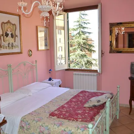Walls Bed & Breakfast 3*