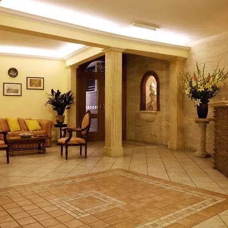 Tempio Di Pallade 3* Rome
