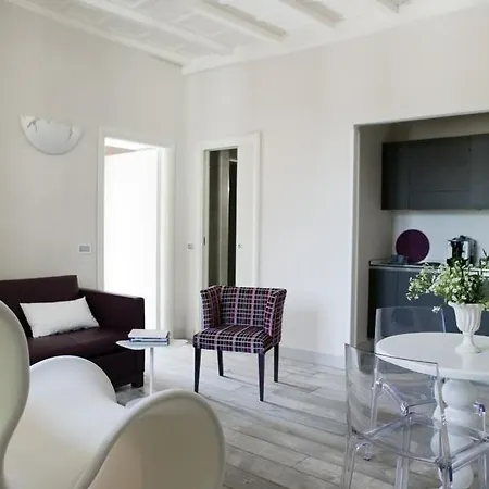 Navona Palace Luxury *