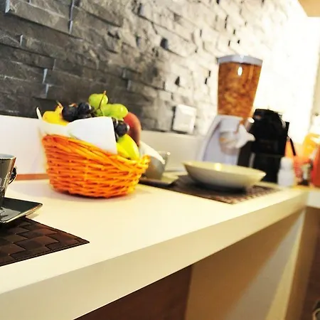 Living Bed & Breakfast Rome