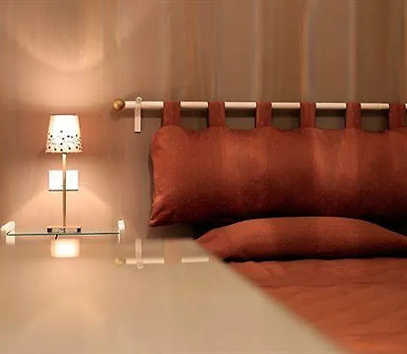 74 Crescenzio House Pensjonat Rzym