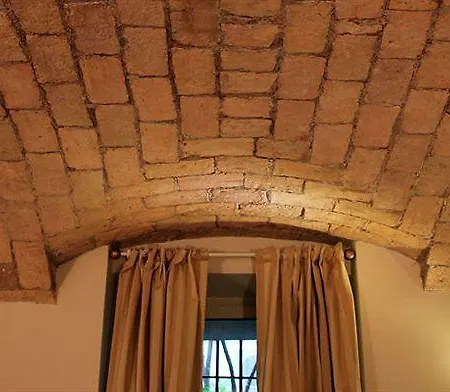 74 Crescenzio House *