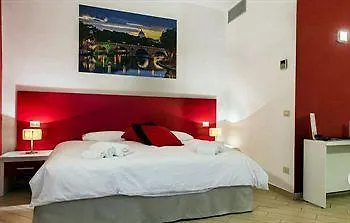 A Picture Of 2* Roma