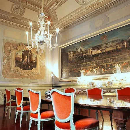 Residenza Ruspoli Bonaparte Bed & Breakfast