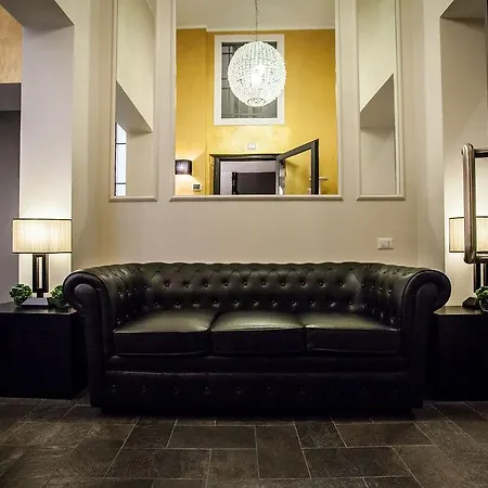 Chic & Town Luxury Bed & Breakfast