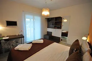First Floor 2* Róma