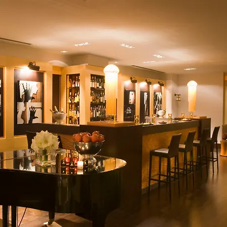 Starhotels Metropole Hotel