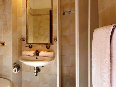 Nizza Hotel 3*