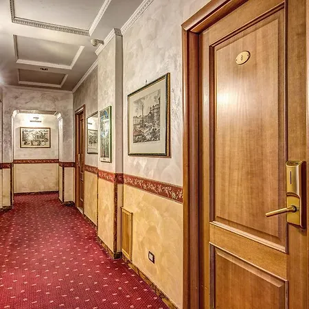 Giuliana Hotel 2*
