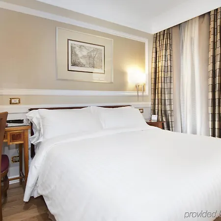Marriott Grand Flora 4* רומא