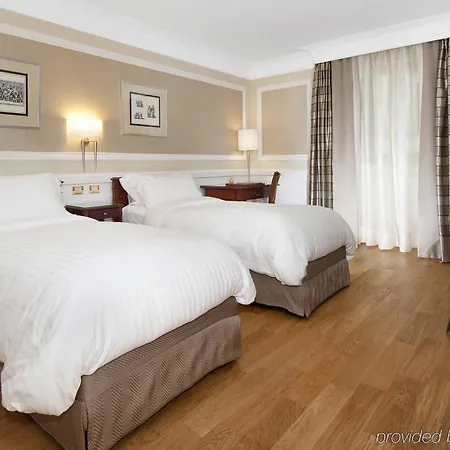 Marriott Grand Flora 4*